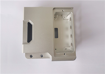 五軸CNC加工和壓鑄的區(qū)別？